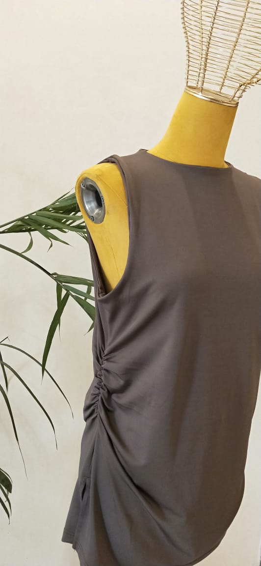Basic sleeves top