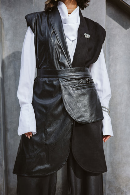 Leather pocket belt