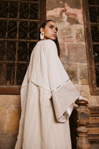 وِدْاًدْ Kaftan