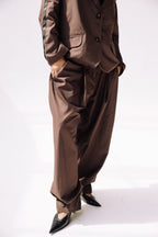 Wide fit tailored pants